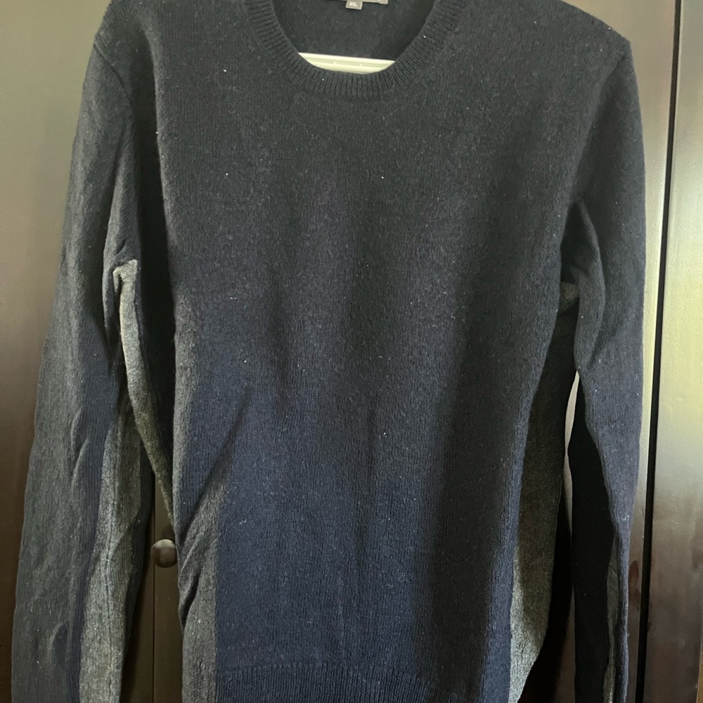 Vince Men's Navy Crewneck Sweater